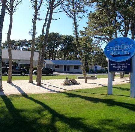 Southfleet Motor Inn 韦尔弗利特 外观 照片